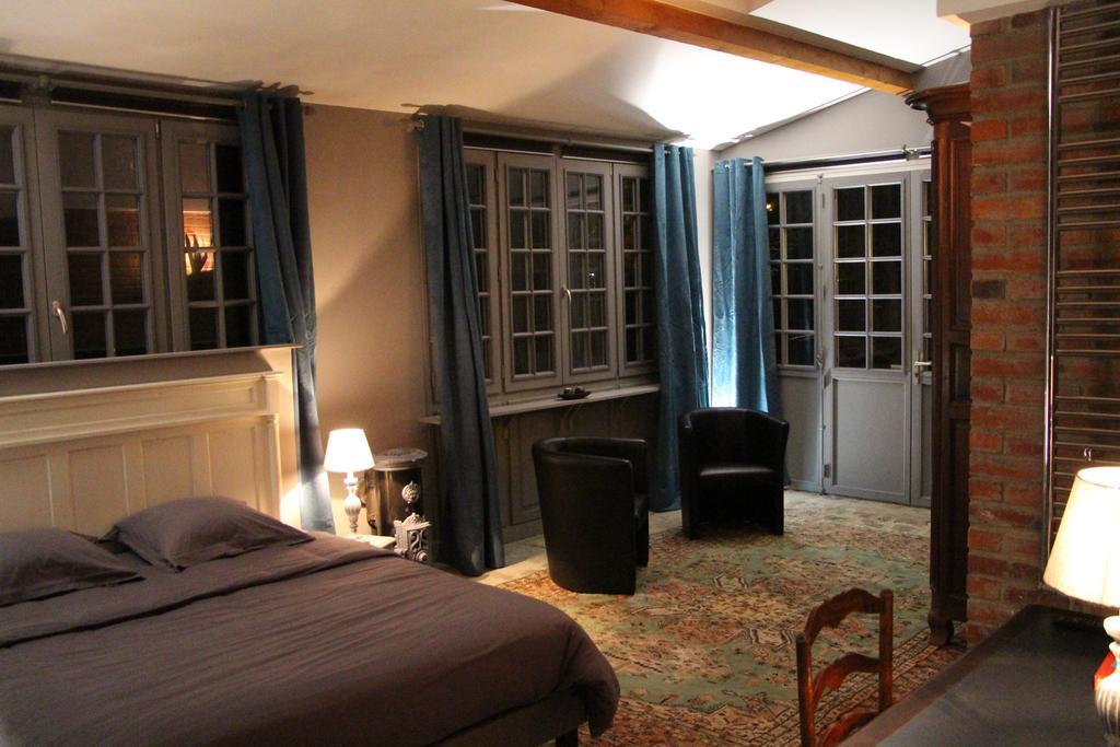 Les Jardins Carnot Hotel Compiegne Exterior photo