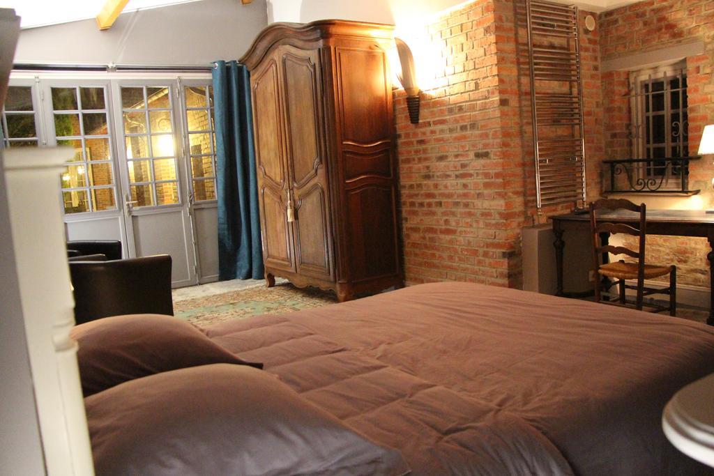 Les Jardins Carnot Hotel Compiegne Exterior photo